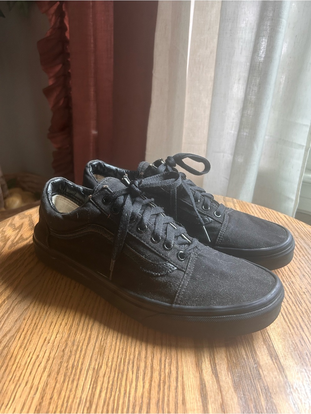 Vans Black Low-Top Canvas Sneakers